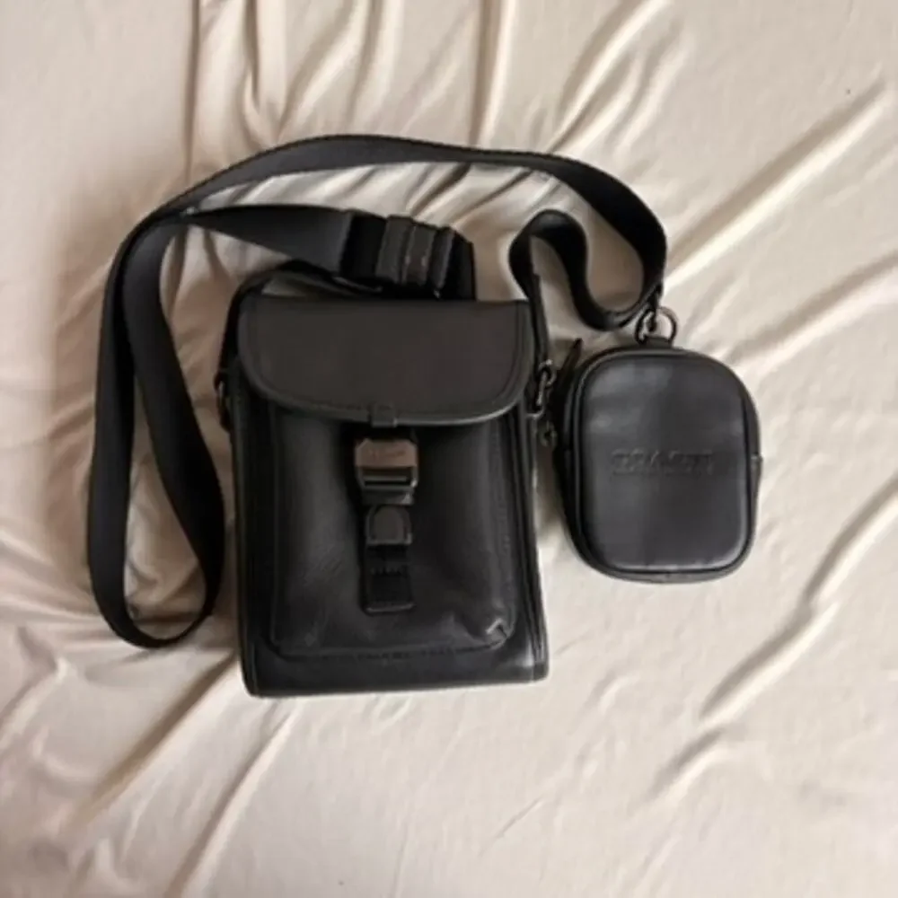 Vintage Coach Charter North/South Crossbody Bag w/ Matching Pouch - Black